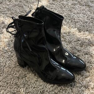 SCHUTZ Glossy Black Patent Leather Ankle Lace Up Booties